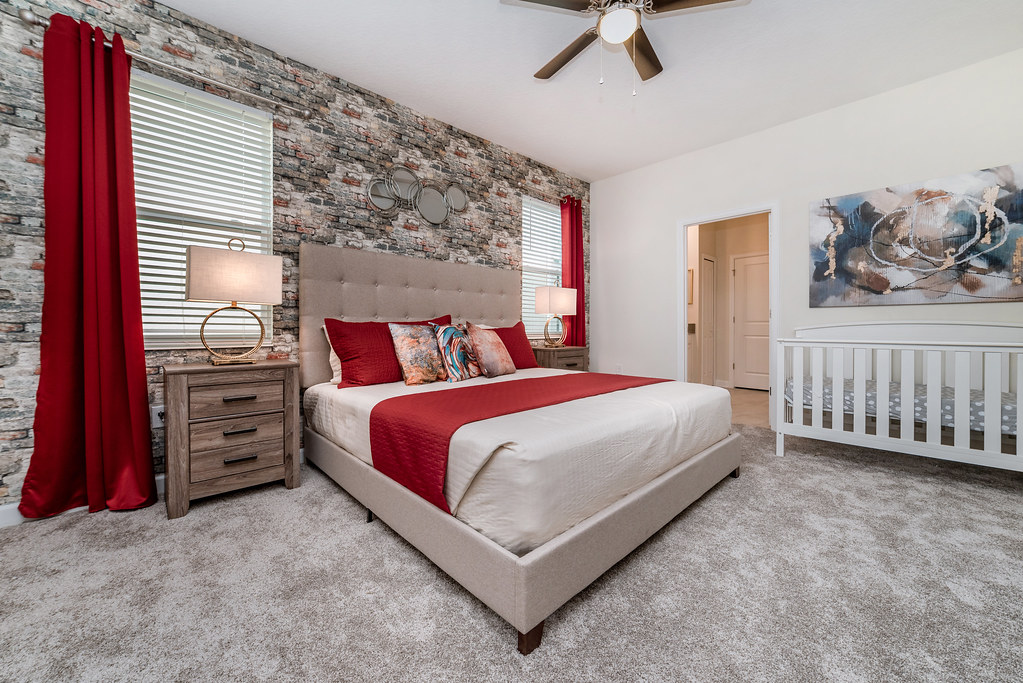What actually drives a 5BR Airbnb budget up or down