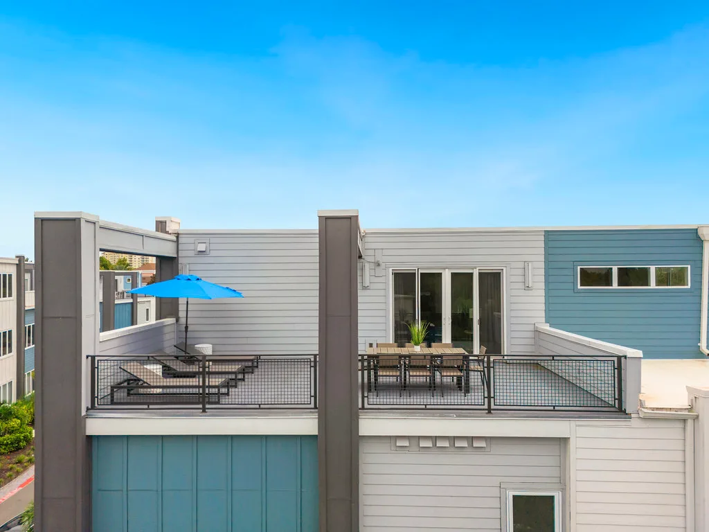 Tampa vacation rental: What corporate and professional guests need that leisure guests do not (step 1)
