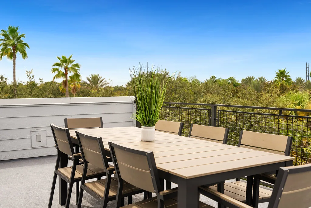 Tampa vacation rental: Same-day quoting for urgent timelines (step 1)