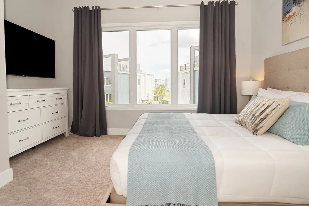 3. Balance theme density across bedrooms (step 3)